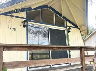 398 Pacific Ave, Rio Dell, CA 95562