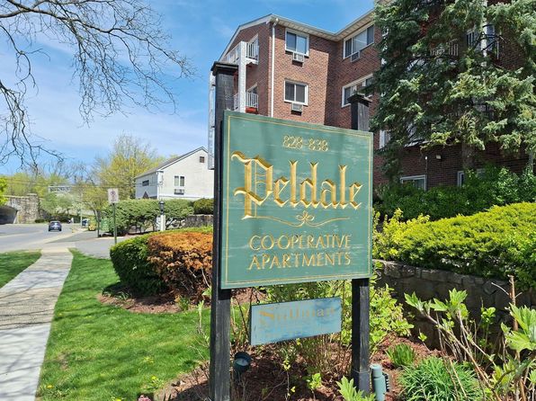 838 Pelhamdale Avenue #3R, New Rochelle, NY 10801
