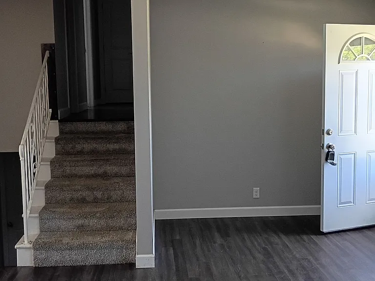 14989 Township Road 494 — Photo 2