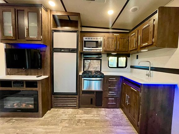 5th image of 7116 Highway 36 Trailer 11