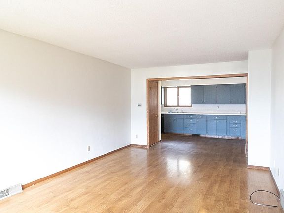 5th image of 714 Logan Ave Unit 1