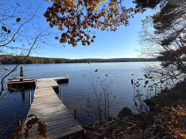 67 Black Duck Lane, Poland, ME 04274