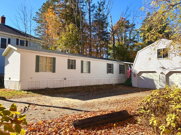 30 Forest Street, Dexter, ME 04930