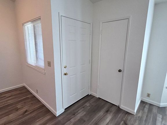 4th image of 390 Cherry Ln #13
