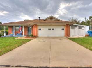 312 Bluebird Dr, Midwest City, OK 73110