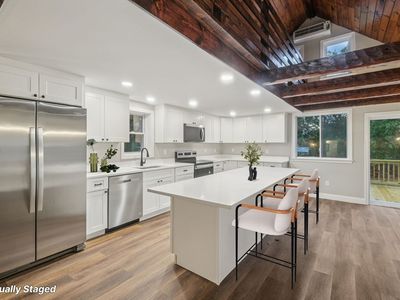 1 Rounseville Rd, Rochester, MA, 02770