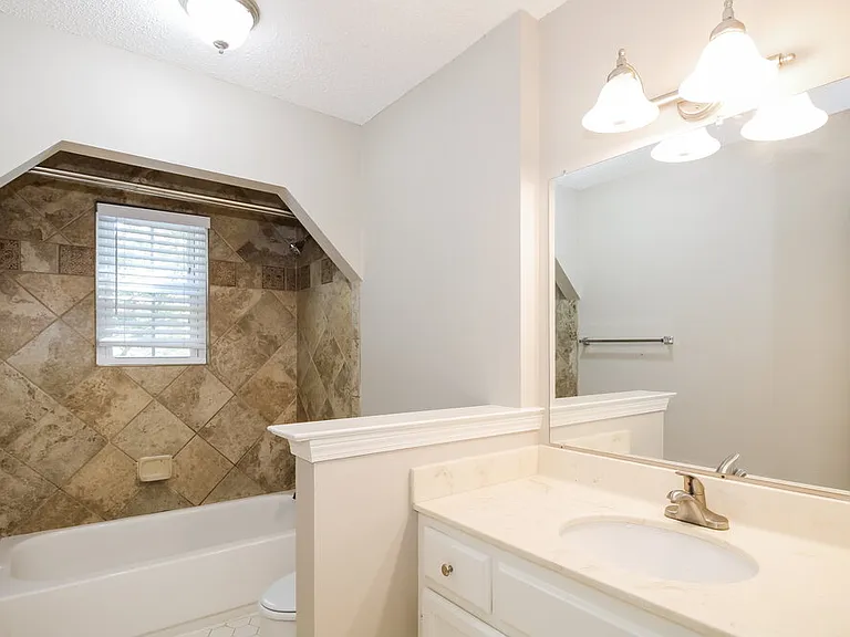 7695 Stout Rd — Photo 14