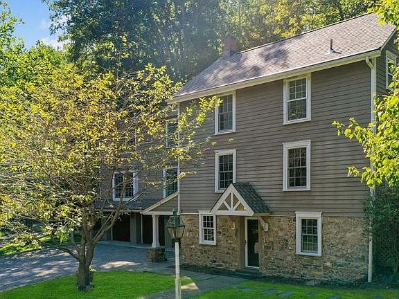 4th image of 38 Guinea Hollow Rd