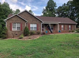 4935 Gateway Dr, Claremont, NC 28610