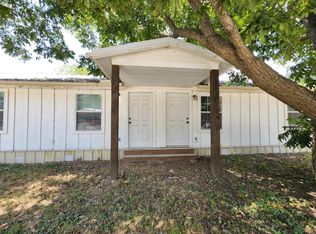 400 S Banks St, Caldwell, TX 77836