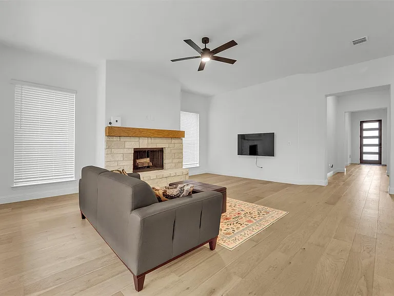 5500 Pooley Ln — Photo 5