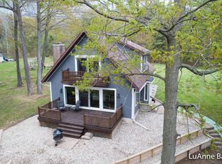 8856 S Bluff St, Newaygo, MI 49337