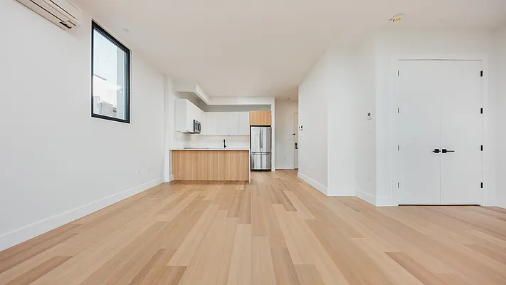 Rented by Nooklyn NYC LLC | media 48