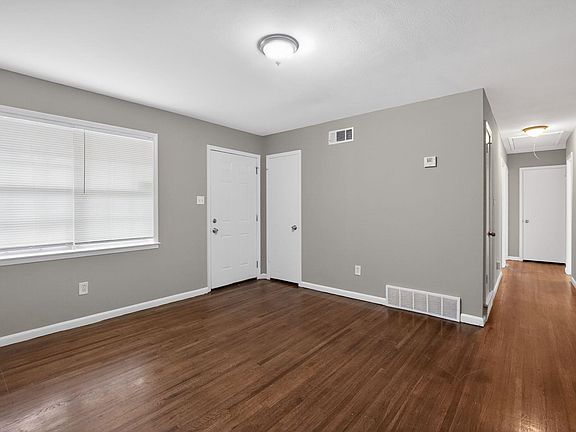 5th image of 3773 Schoolfield Rd