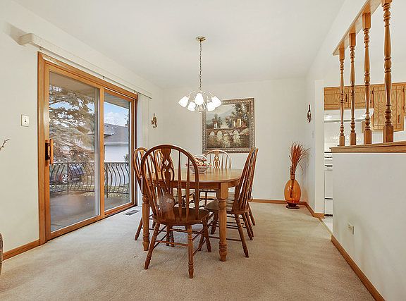 4th image of 18245 Oregon Ln #306