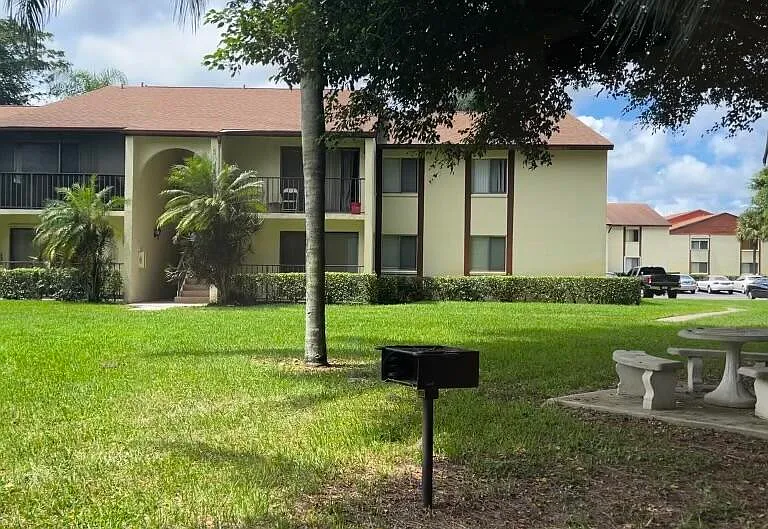 4849 Sable Pine Cir #B1 — Photo 1