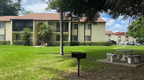 4849 Sable Pine Cir #B1 Photo 1 4849 Sable Pine Cir #B1 Photo 1
