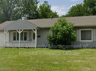 3431 SW Kirklawn Ave, Topeka, KS 66611