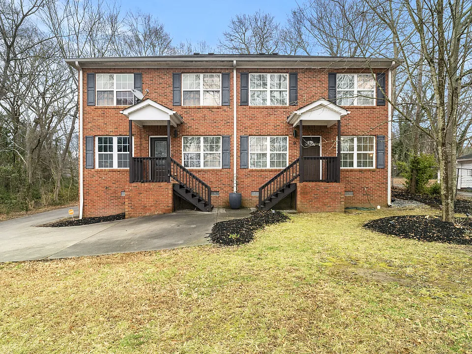 Elmwood Rd NW