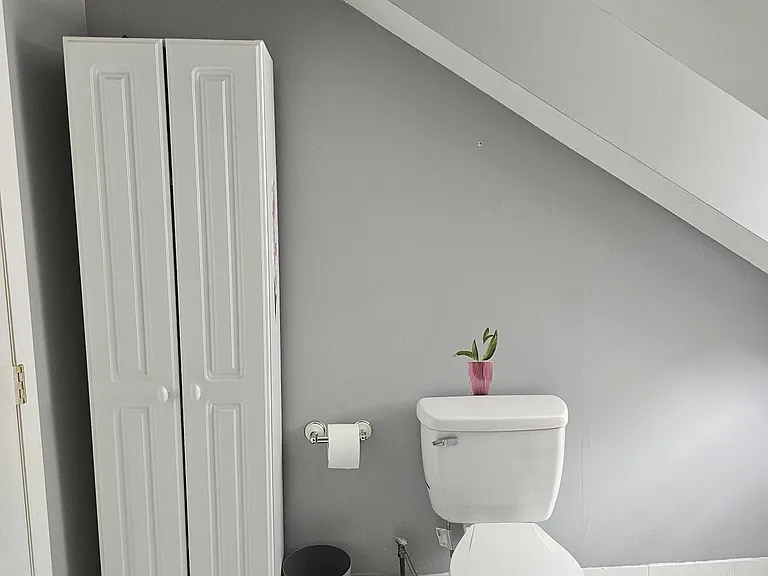 242 Valley St #3 — Photo 6