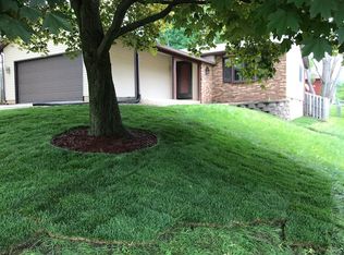 1631 30th Street Ct NW, Cedar Rapids, IA 52405