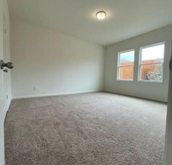 901 Bois D Arc Ln — Photo 3