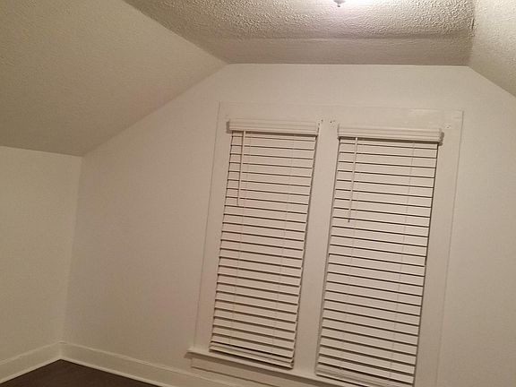 4th image of 1802 Hovland Ct #2