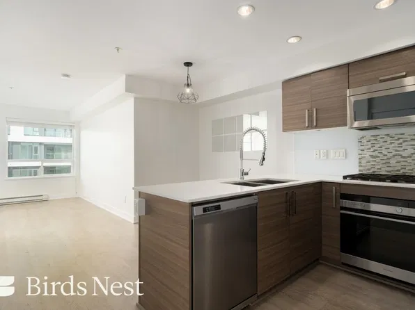 2858 W 4th Ave, Vancouver, BC