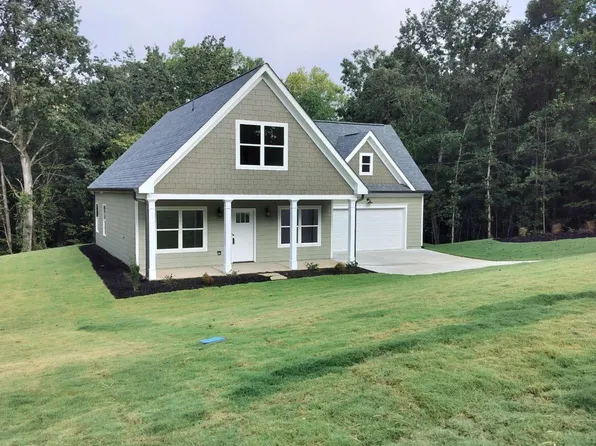 61 College Hts, Royston, GA 30662