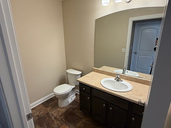 3rd image of 7441 Kentwell Ln