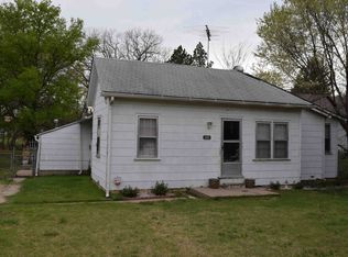 1409 N Custer Ln, Augusta, KS 67010