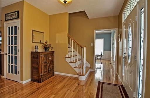 3rd image of 37 Paddock Dr