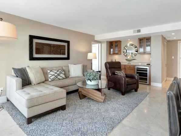 1760 Avenida Del Mundo, Coronado, CA
