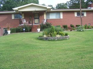 915 Donaldson Rd, Chattanooga, TN 37412