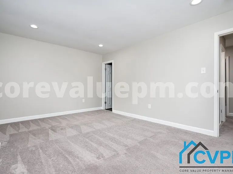 1617 Mount Airy Ct — Photo 14