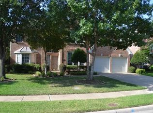 1915 Fair Field Dr, Grapevine, TX 76051