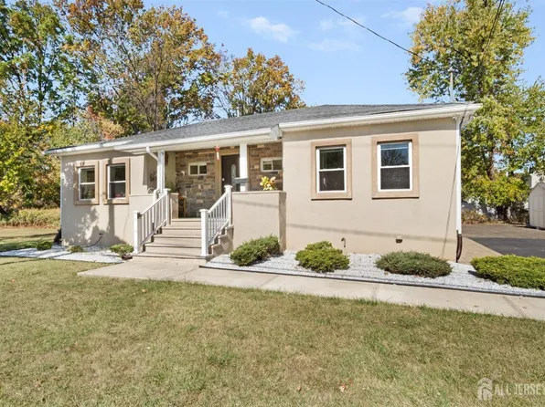 240 Barone Ave, South Plainfield, NJ 07080