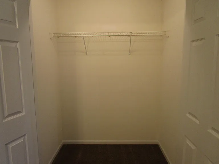 1725 Louise Cir — Photo 13