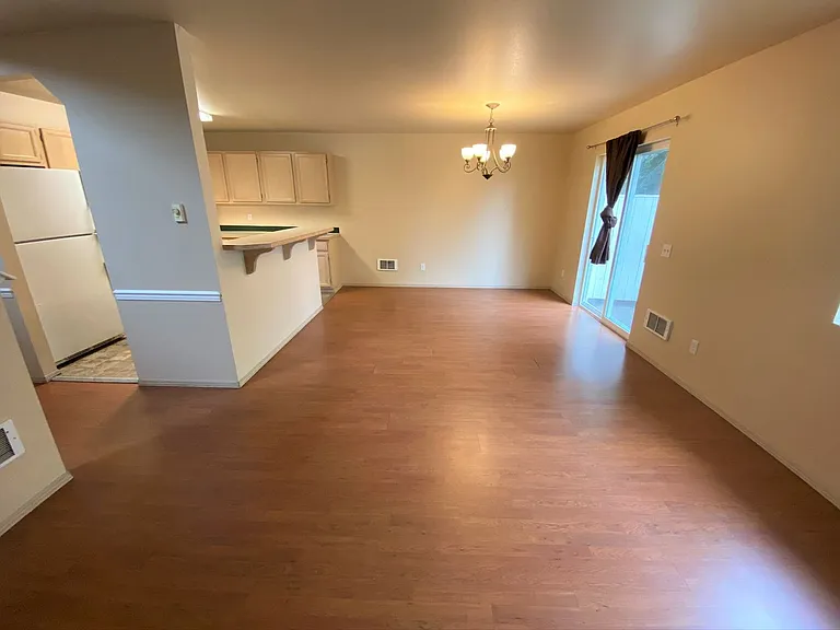 406 E Helena Ave. — Photo 3