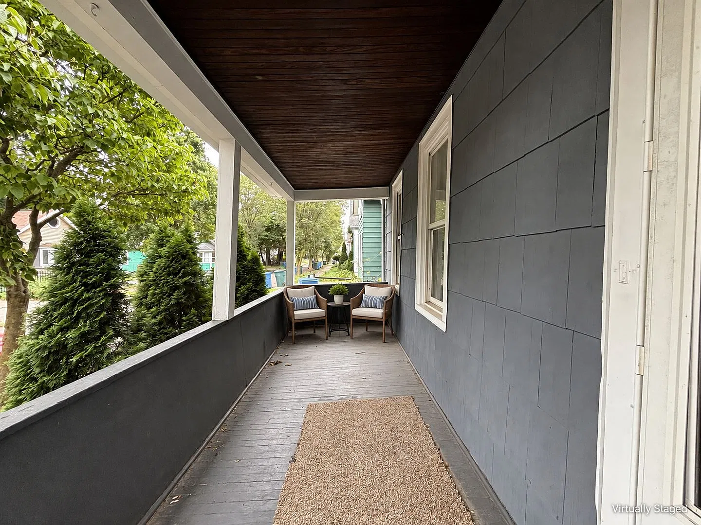 4 Bedroom 2 Bath Single Family Home! — Photo 2