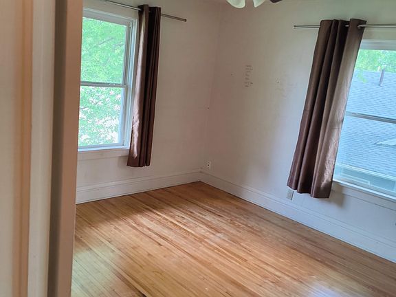 4th image of 916 N Washington Ave #916