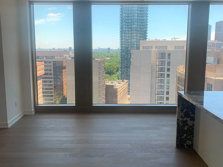 1315 Bay St #1501 — Photo 12