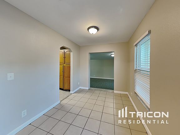 4th image of 4420 Gandy Cir