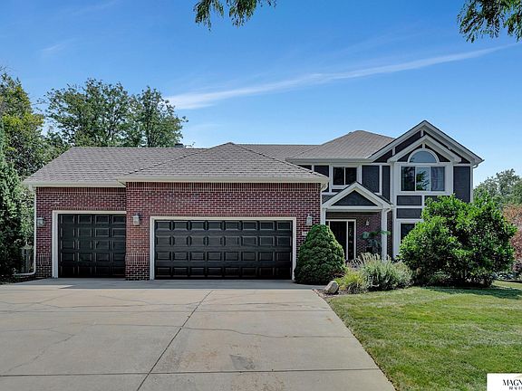 2nd image of 3811 Lynchburg Ct