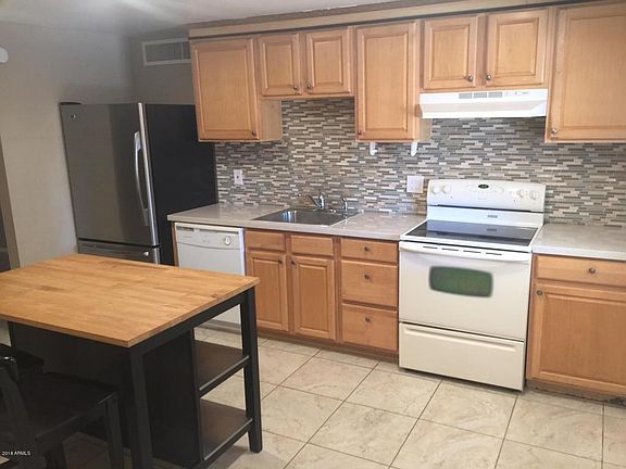2nd image of 4109 E Winchcomb Dr