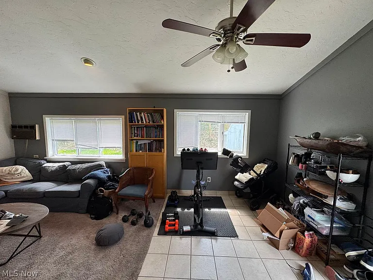 23920 Glenhill Dr — Photo 8