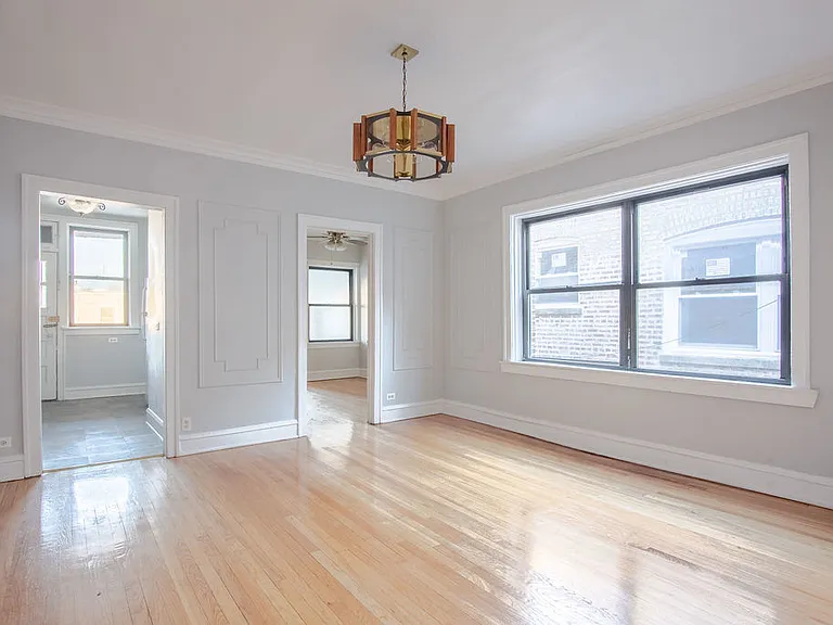 8229 S Vernon Ave — Photo 4