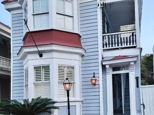 175 1/2 Wentworth St, Charleston, SC 29401