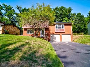 110 Yosemite Dr, Pittsburgh, PA 15235