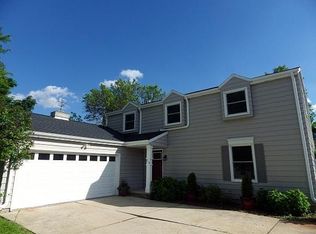 718 Broadview Dr, Green Bay, WI 54301